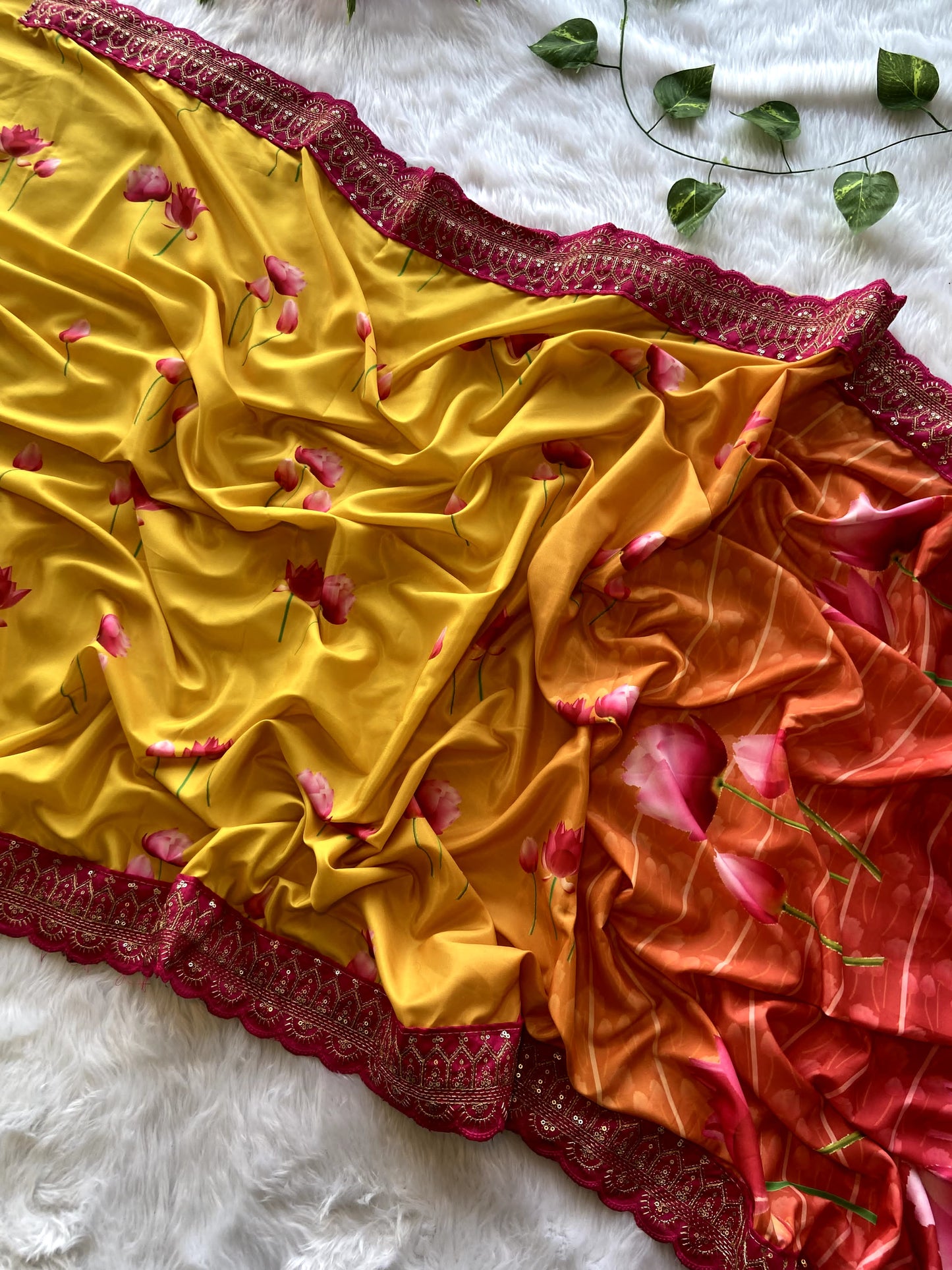 SO0801 - Flower print Saree