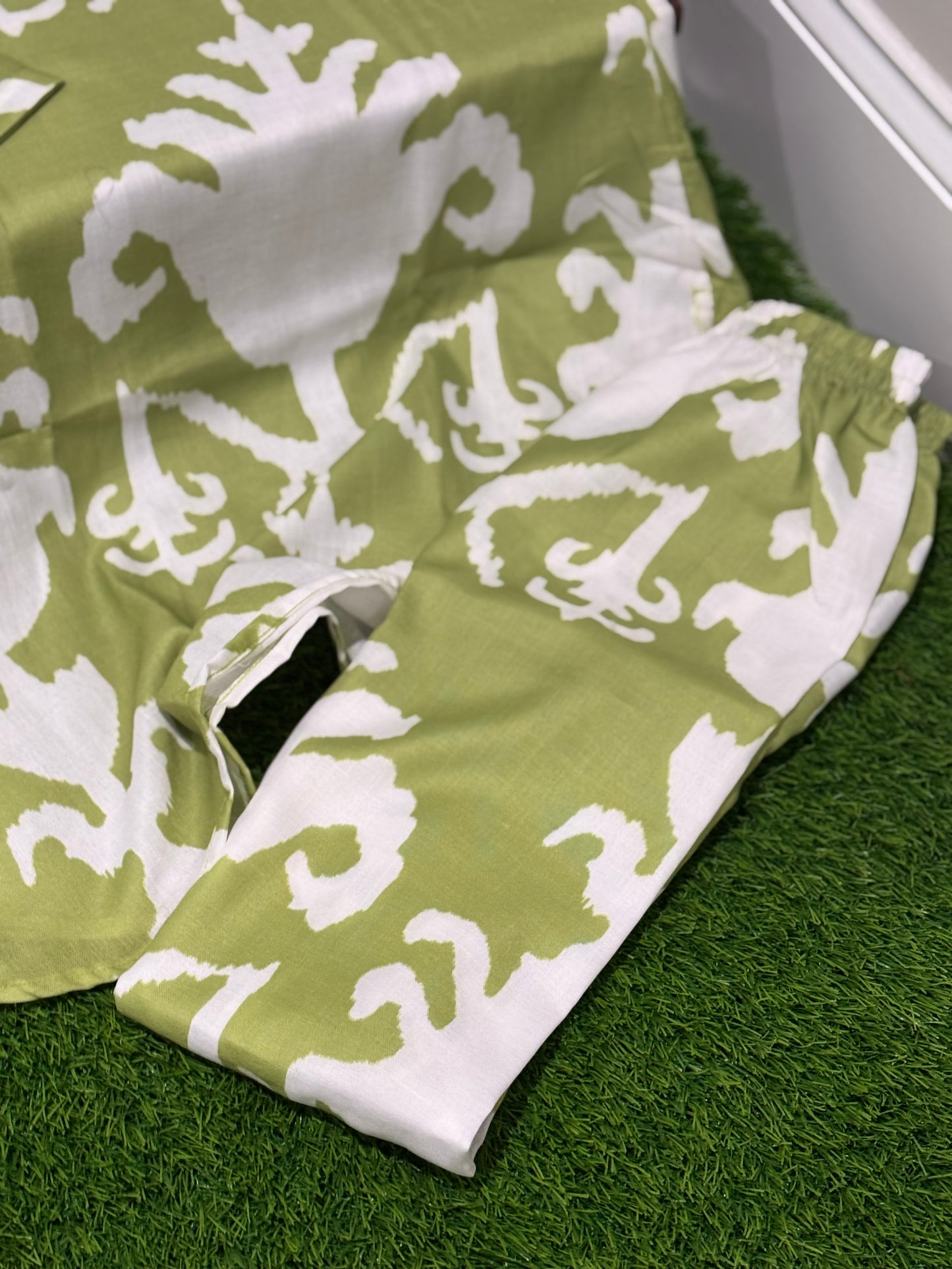 ZCA040302 - Ikat Coord Set (Green)