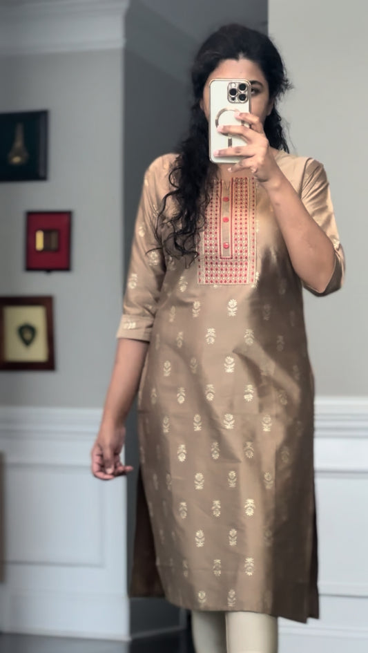 KM20032 - Kurthi