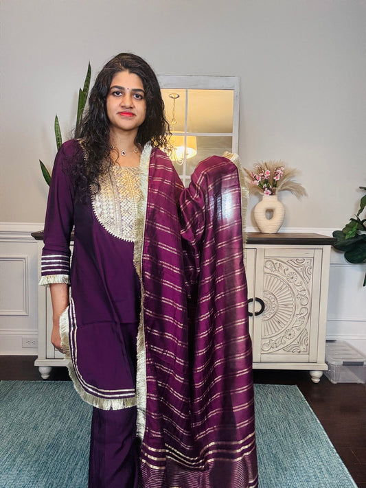 KC2001 - Purple lace Kurthi set