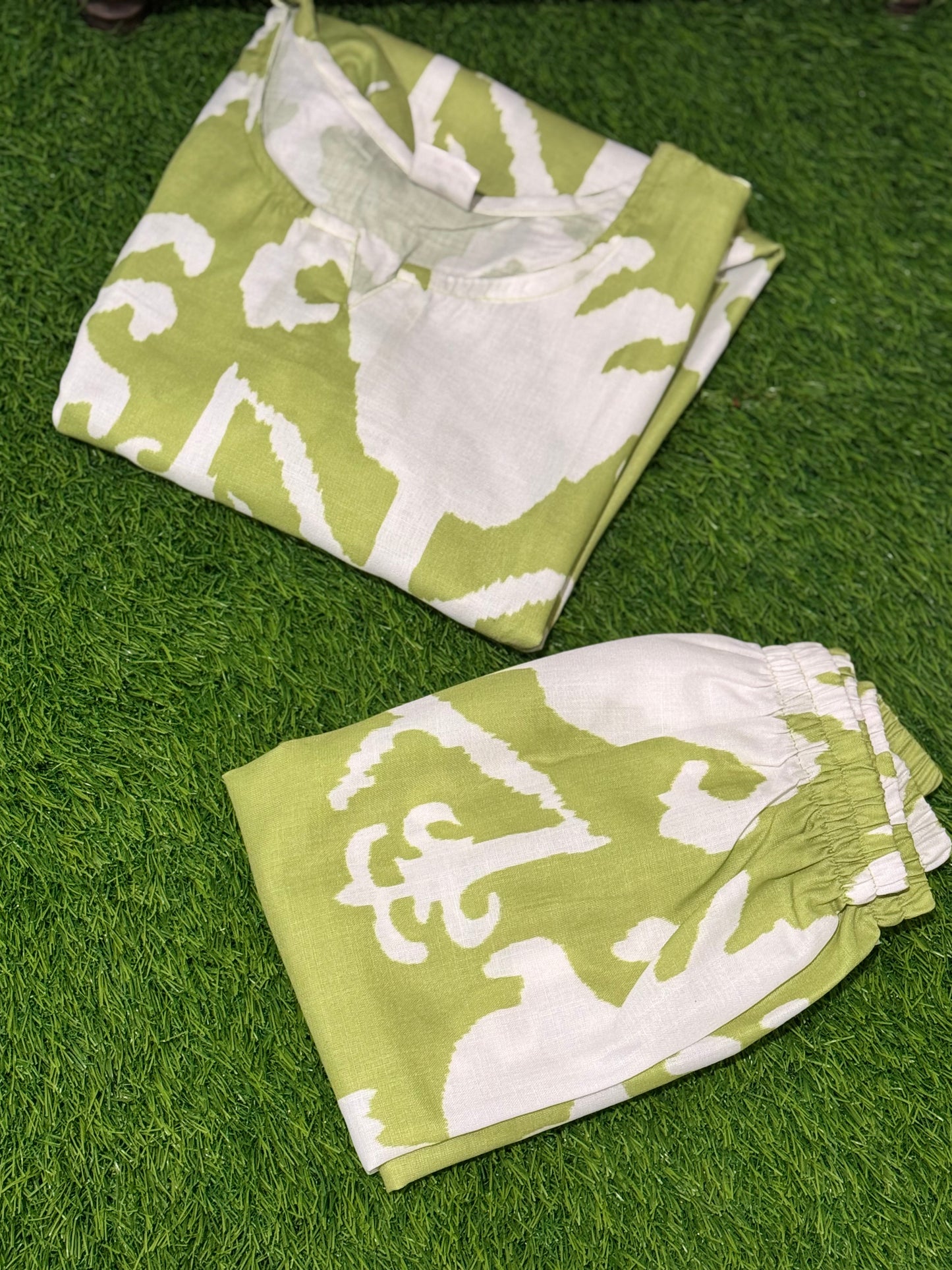 ZCA040302 - Ikat Coord Set (Green)