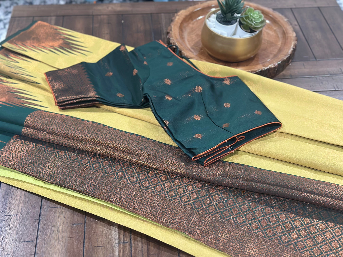 SM1903 - Kanchi Semi Silk temple border Saree